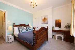 59 Moss Green - Close to the city centre